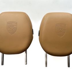 03-10 Porsche Cayenne 955 957 Embossed Crest Front Headrest Havanna Sand Beige