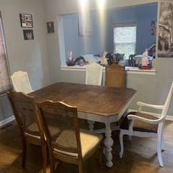 Farmhouse style Kitchen Table And Chairs