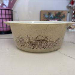 Forest Fancies by Pyrex 2.5 q Casserole