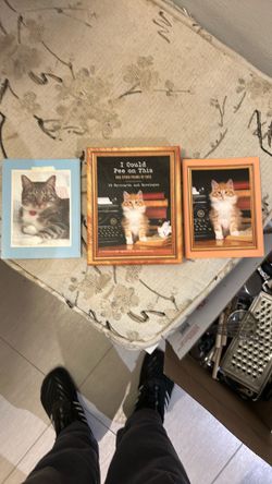 16 note cards and envelopes