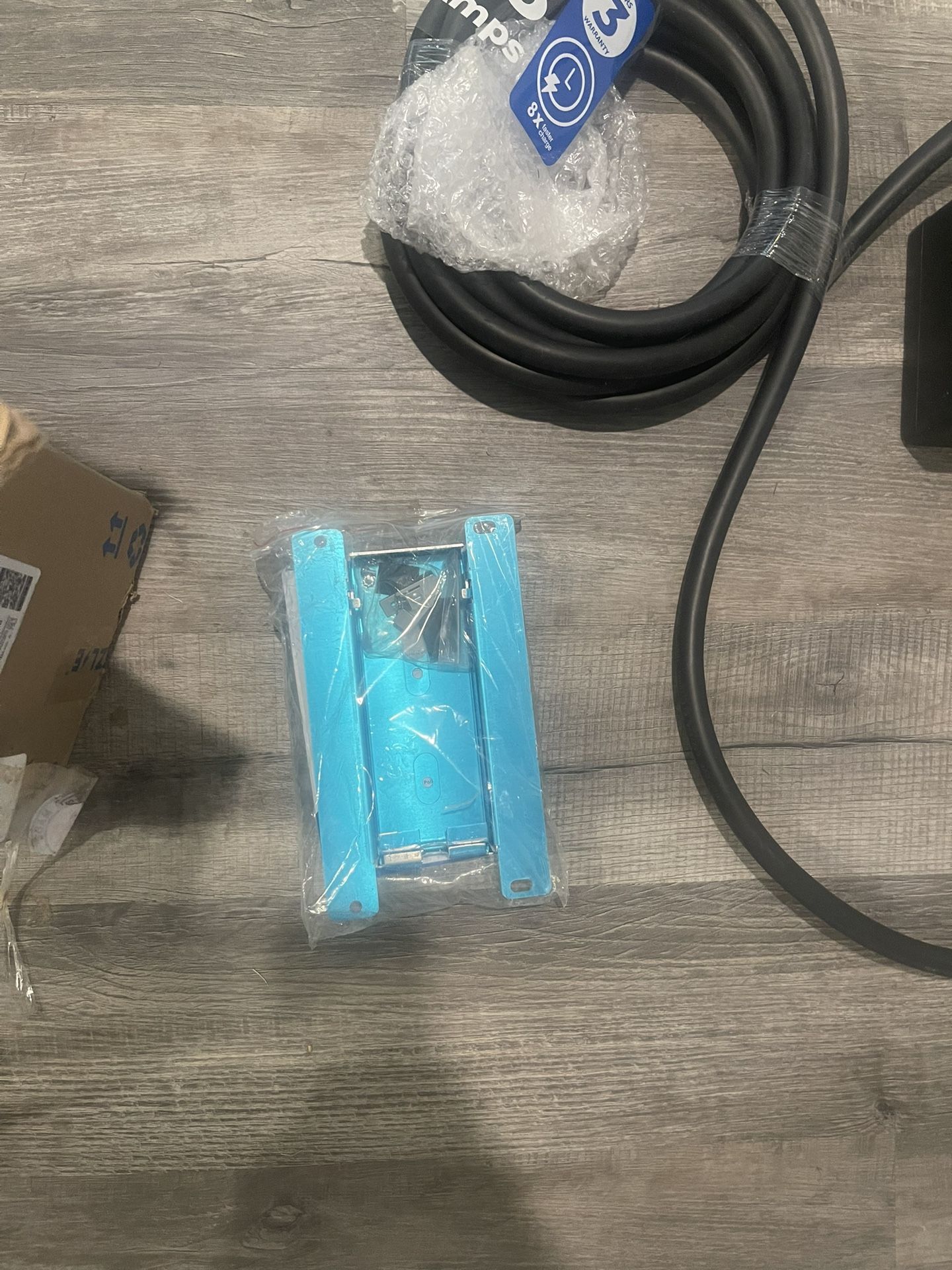 GrizzlE 48A Charger