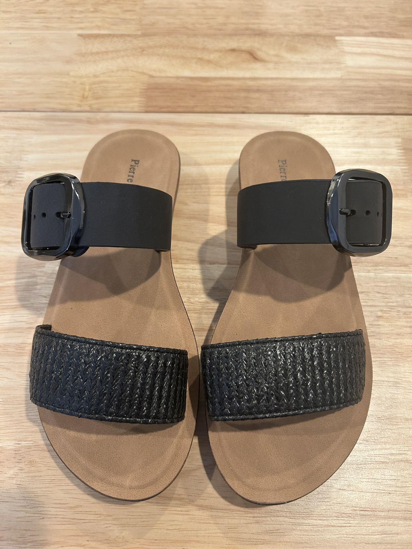 Sandal