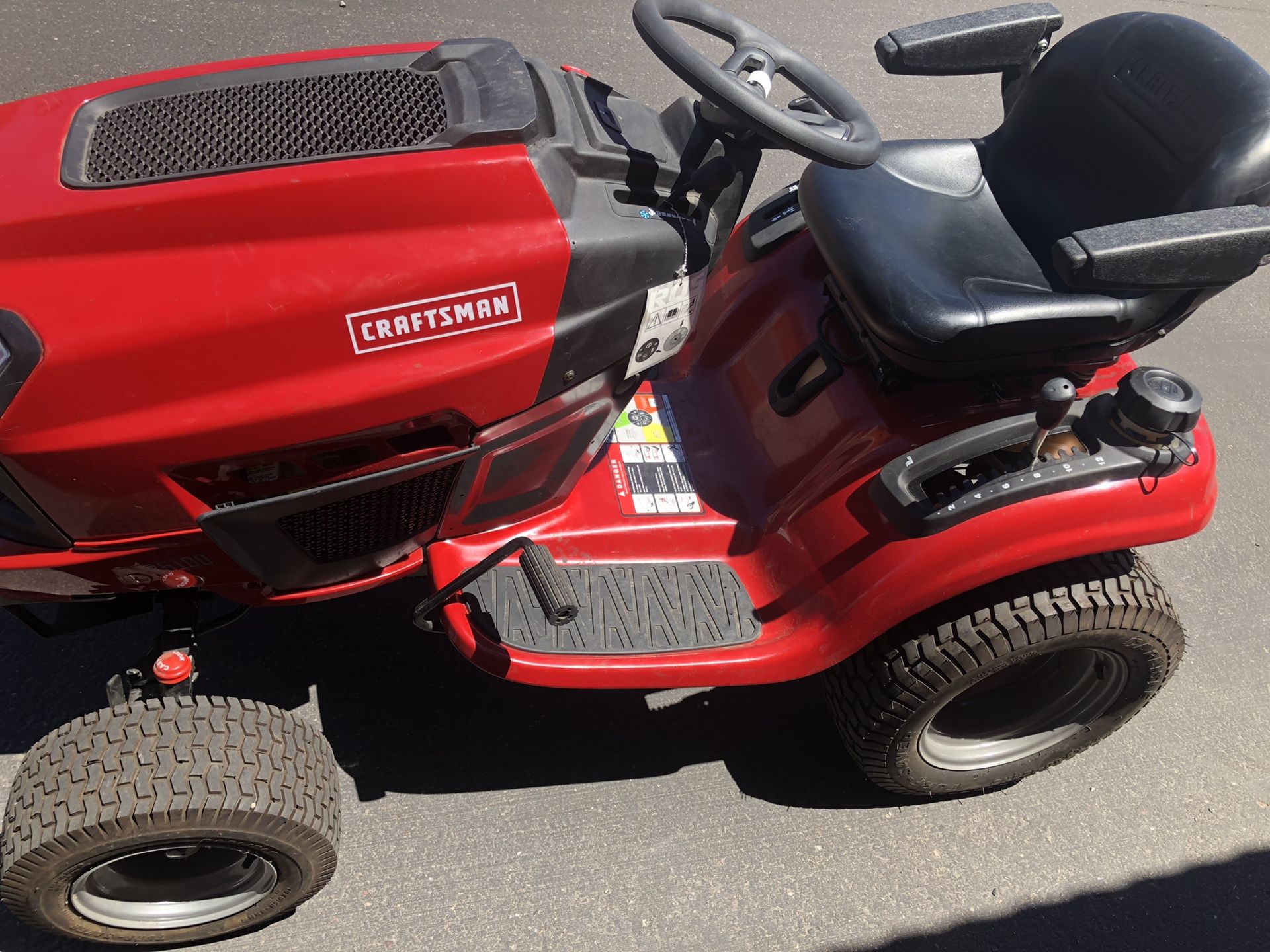 2015 craftsman 24 hp riding mower tractor for Sale in Phoenix, AZ OfferUp