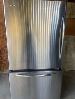 Amana refrigerator