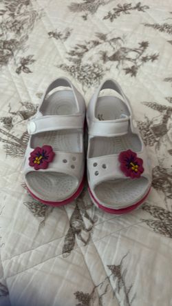 Girl shoes
