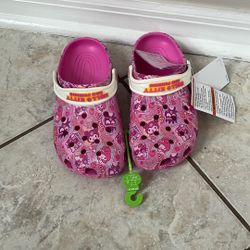 Hello Kitty Crocs