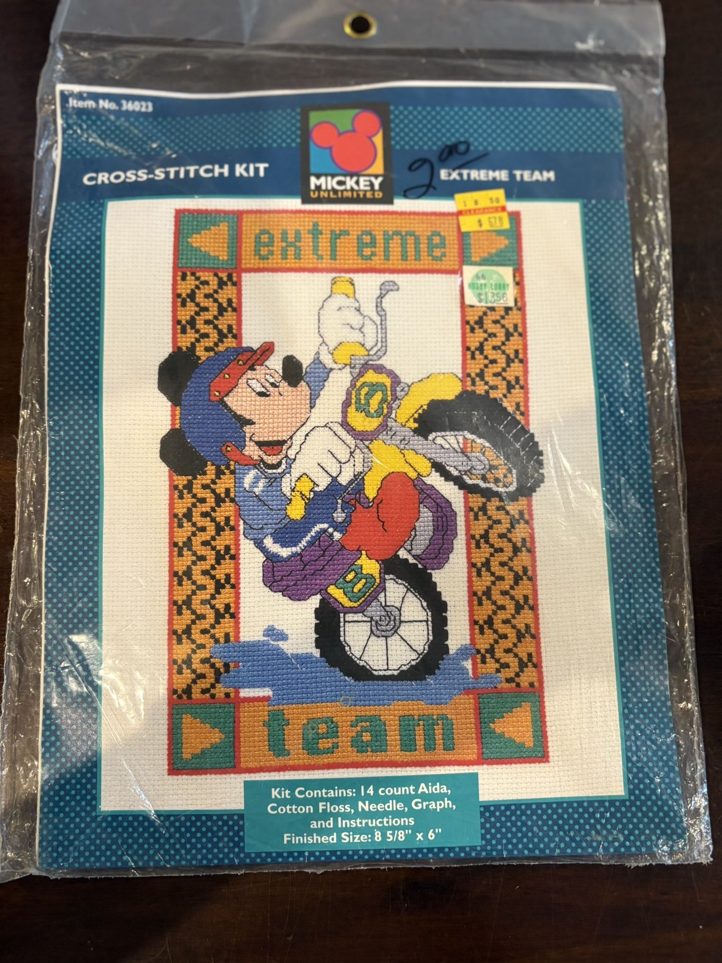 Vintage (1997) Disney Cross-Stitch Kit