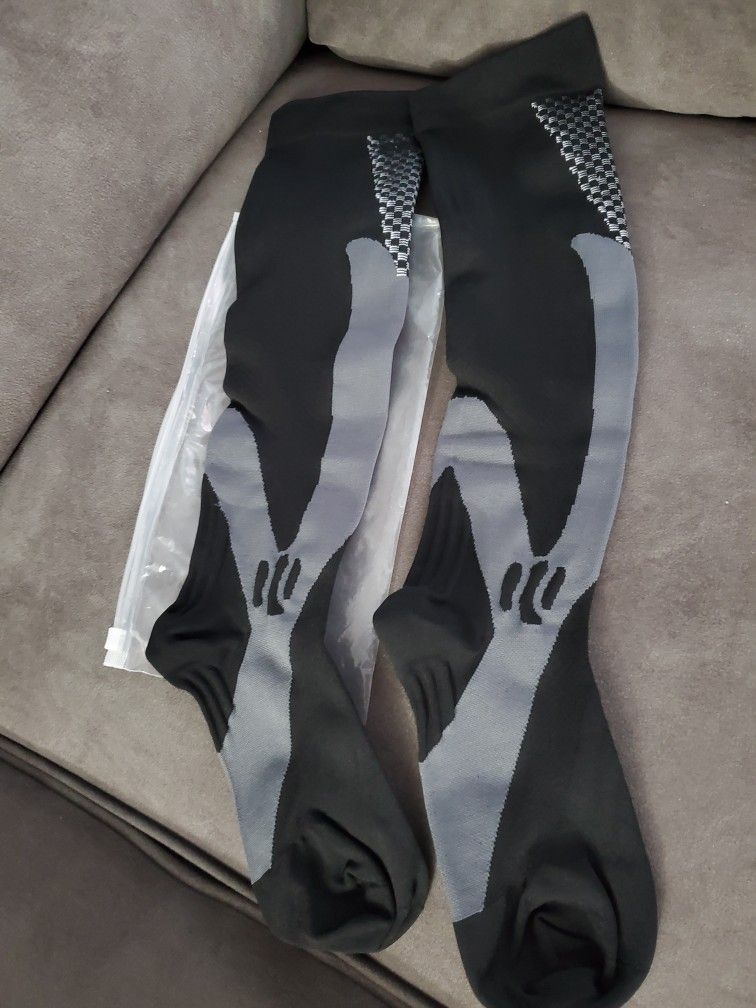 Compression Socks (Exercise,Workout,running,jogging,bicycling,lifting,weights)