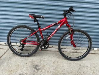Giant Boulder se 26” Mountain bike