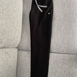 NEW FIGS Yola Skinny Scrubs XS Blk 