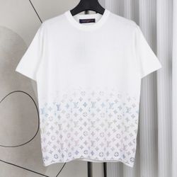Louis Vuitton LVSE Monogram Gradient T-Shirt In Black/White. Size L Authentic