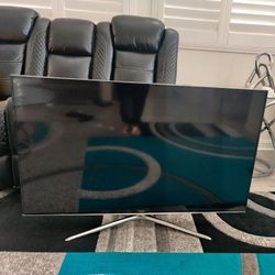 Samsung 48" Smart TV