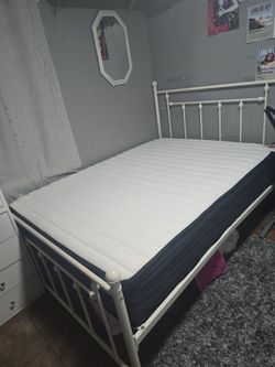 Metal bed frame full