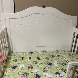 Crib/ Toddler Bed 