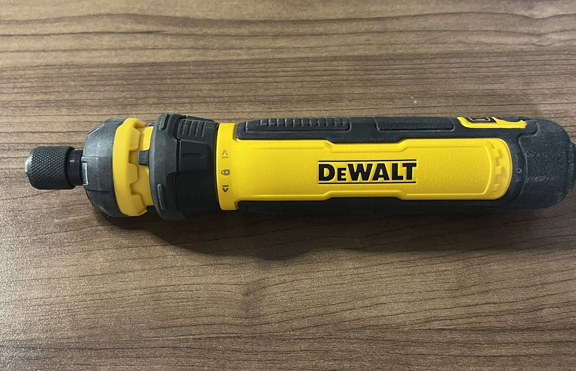 Dewalt Cordless Screwdriver with FLEXDRIVE