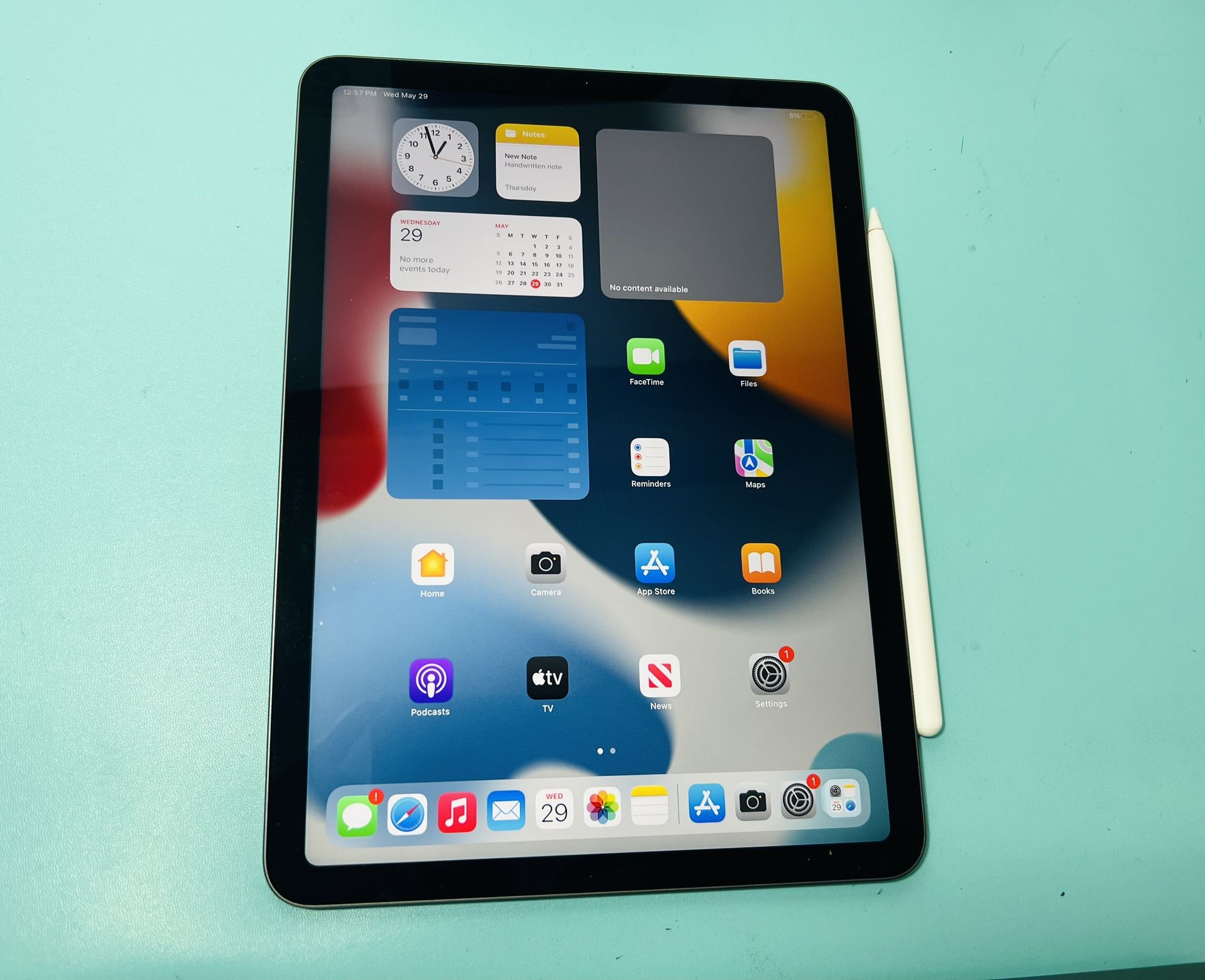 iPad Air 4th Gen + Apple Pencil