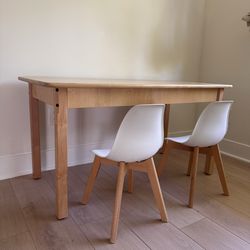 Kids desk table and chairs
