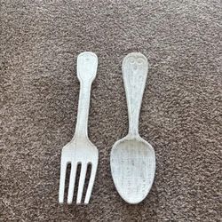 Wooden Fork And Spoon Wall Decor 