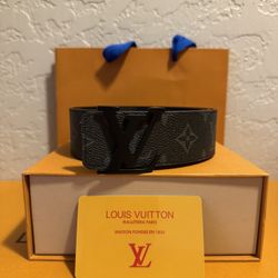 LV Initiales Matte Black Belt