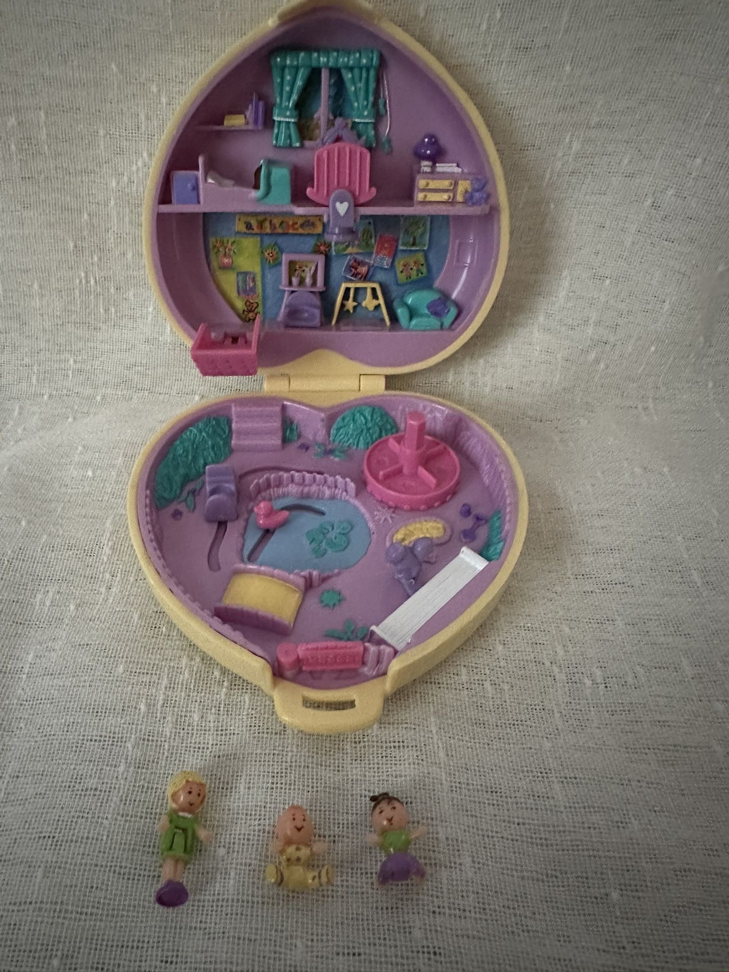 1994 Polly Pocket Strollin’ Baby