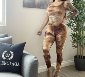 Brown 2pc