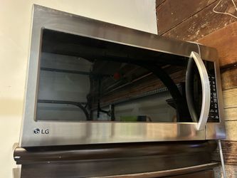 LG Stainless Steel Microwave – 1000W – Model LMV2031ST