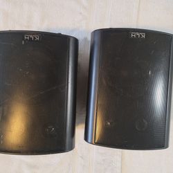 KLH INDOOR AND OUTDOOR Speakers