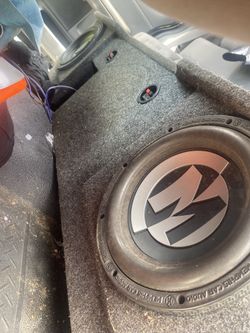 Speaker box