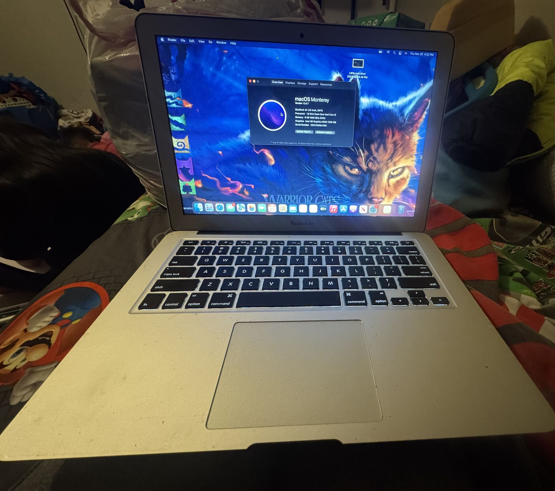 MacBook Air Laptop 