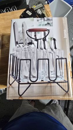 Flatware caddy for kitchen
