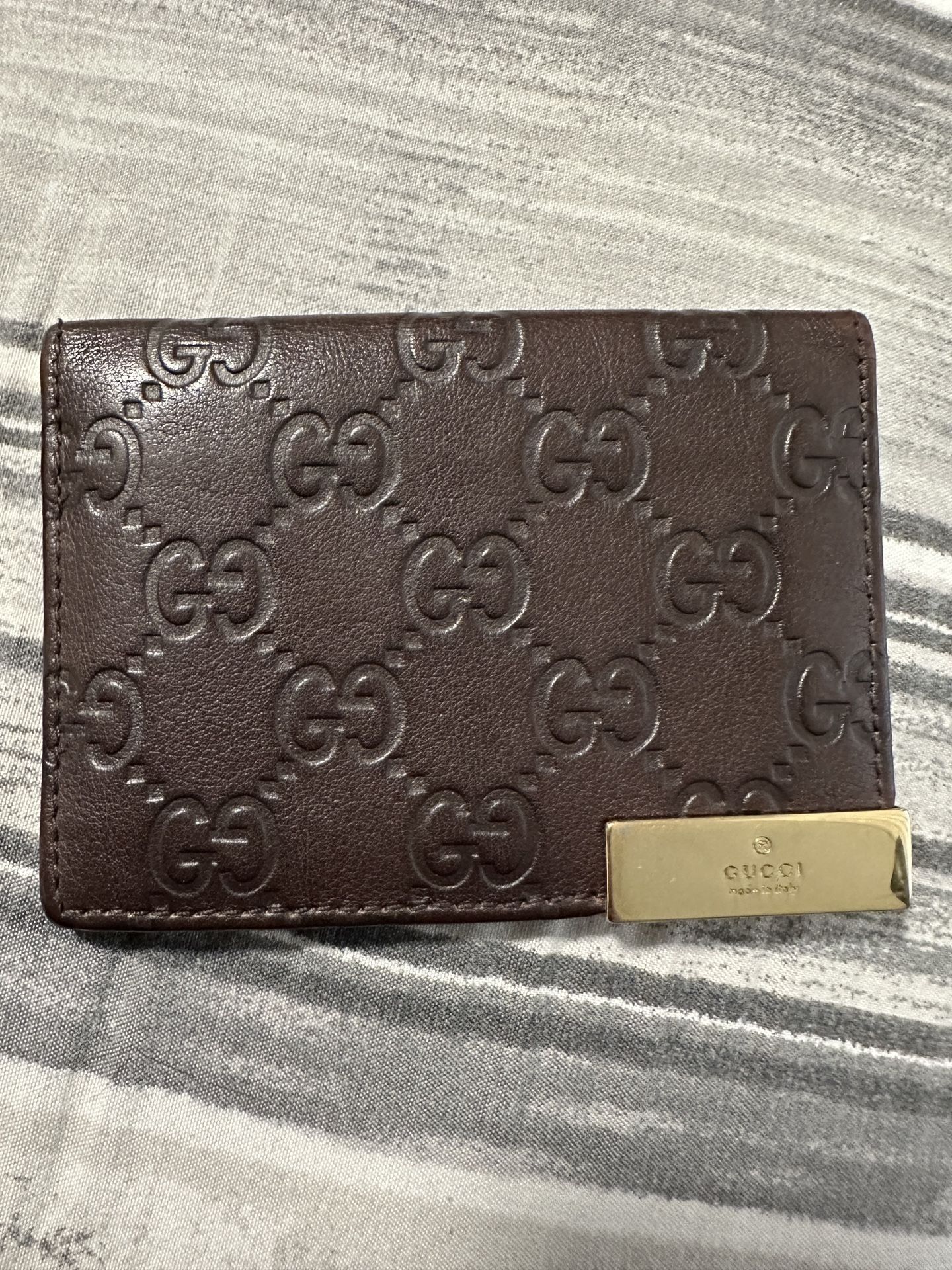 Gucci Chains Brown Bi-Fold Card Wallet