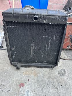 Ford F100 Radiator 