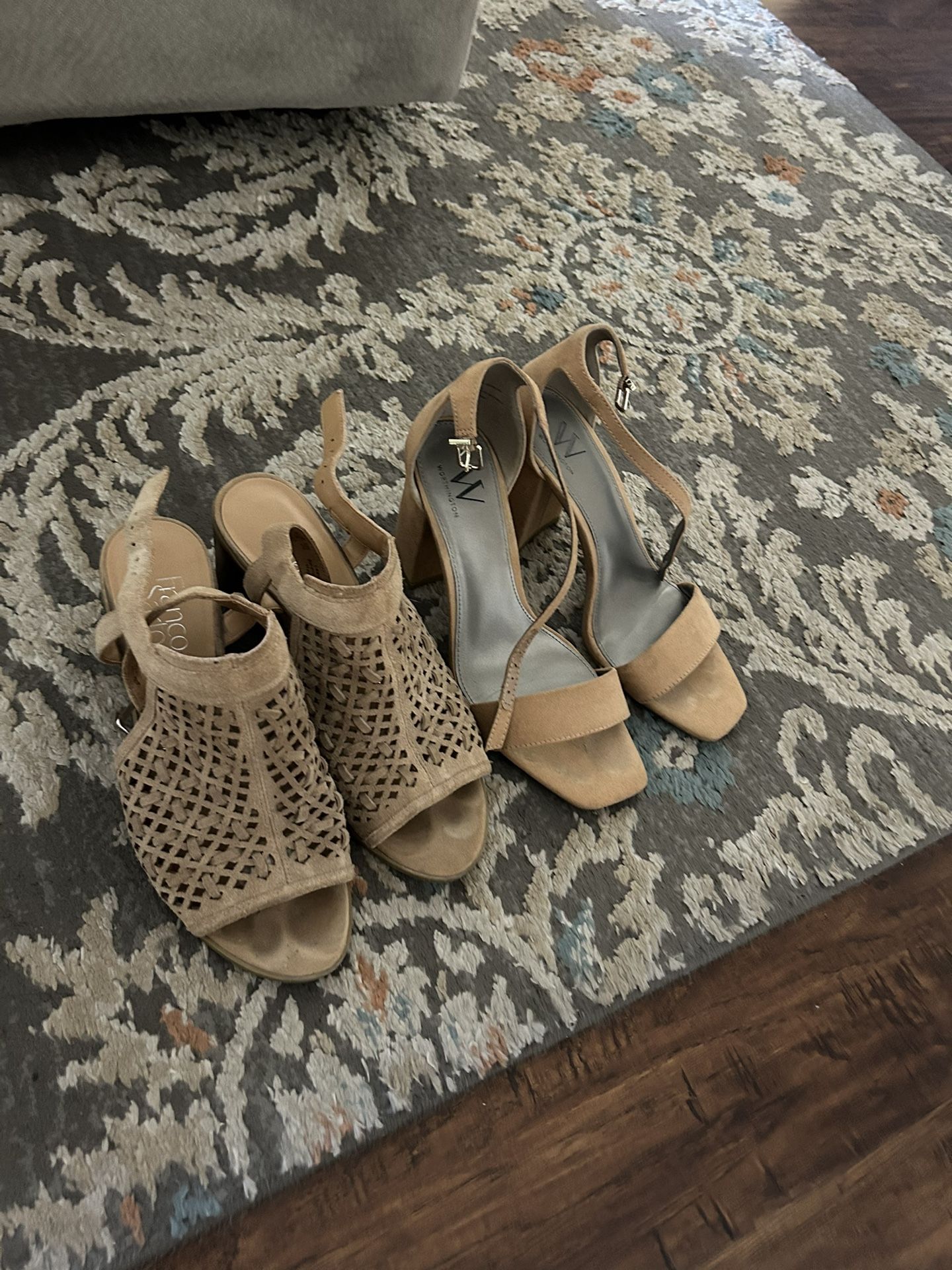 Used Sandals Wedges Good Condition !
