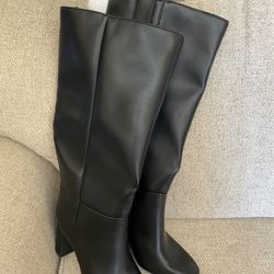 Ladies Dressy Black Boots 