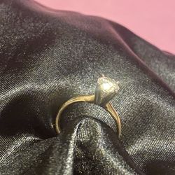 Engagement Rings / Wedding Bands