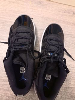 Air Jordan boys Size 7Y Sneakers