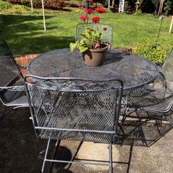 Wrought Iron Patio Furniture