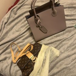Purses For Sell 