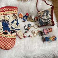 Raggedy Ann and Raggedy Andy  Vintage Collection 