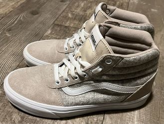 VANS High Top Sneaker Women's Size 8 Ward Gray Suede Lace Up Shoes