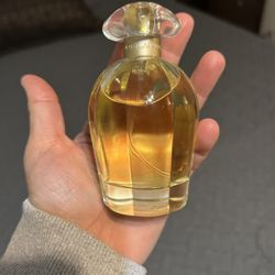 Oscar De La Renta Perfume