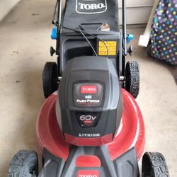 Toro 21 Inch Flex Floor Force 60 Volt Push Lawn Mower
