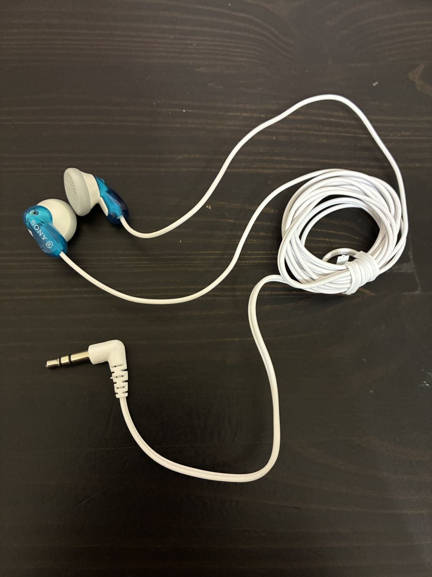 Sony MDR-E9LP/BLU - Headphones - Ear-Bud - Wired - 3.5 mm Jack - Blue NEW