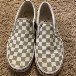 Green 💚 Checkered Vans 