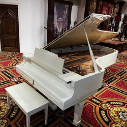 Piano - Kawai 9’ Concert Grand Piano