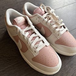 NIKE DUNKS LOW WOMENS 