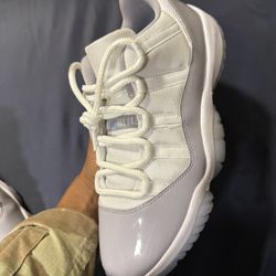 Jordan 11 Cement Grey 