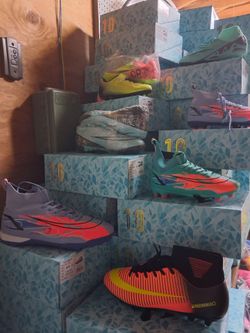 Soccer cleats