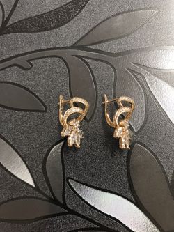Gold plated earrings