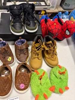 Baby shoes